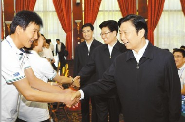 李源潮张春贤出席西部计划实施十周年座谈会