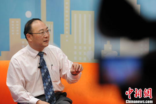 专家:中国要习惯被挑剔这是成熟大国的必备条件