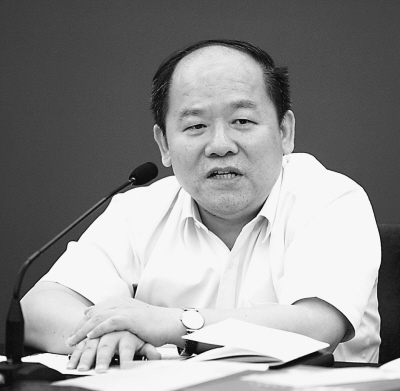 宁吉喆任国务院研究室党组书记、主任(图/简历)