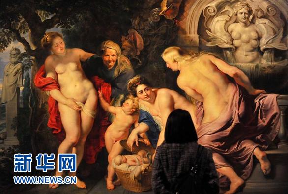 习近平向列支敦士登王室珍藏展致贺信