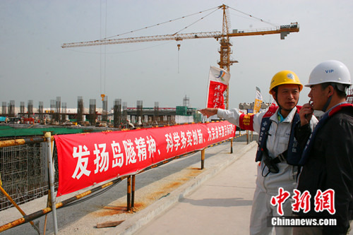 走进港珠澳大桥建设现场:揭秘世界级跨海通道