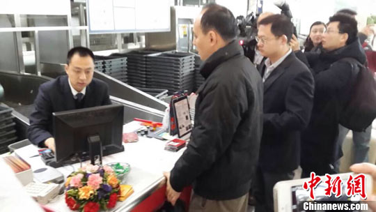 中国政府赴马联合工作组:目前最紧迫工作仍是搜救