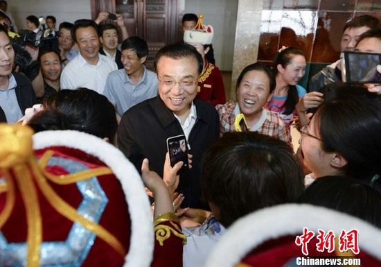 ���ǿ���Ļ������ž�����ᷢչ�ĵ�������