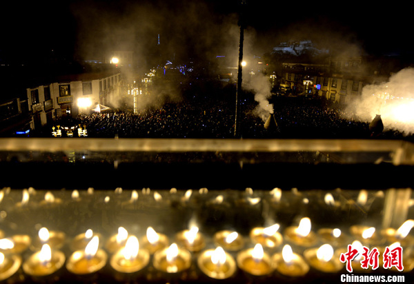 特写西藏燃灯日缅怀宗喀巴大师