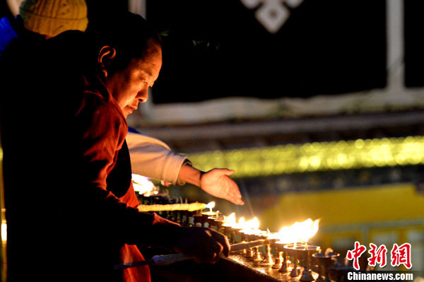 特写西藏燃灯日缅怀宗喀巴大师