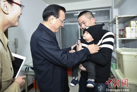 总理夸赞“专业小模特”的网店迎来“火箭式”增长