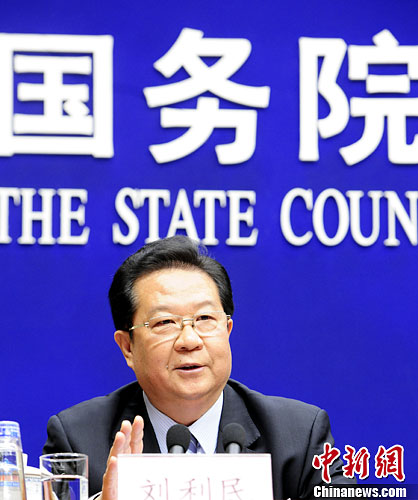 中国拟将农民工随迁子女“全纳入”城镇义务教育