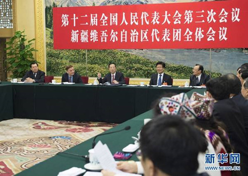 张高丽:谱写科学发展、稳疆兴疆、富民固边新篇章