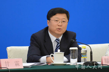 新食品安全法:不得以分装方式生产婴幼儿配方乳粉