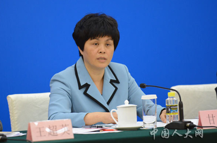 新广告法:禁止在公共场所、户外发布烟草广告