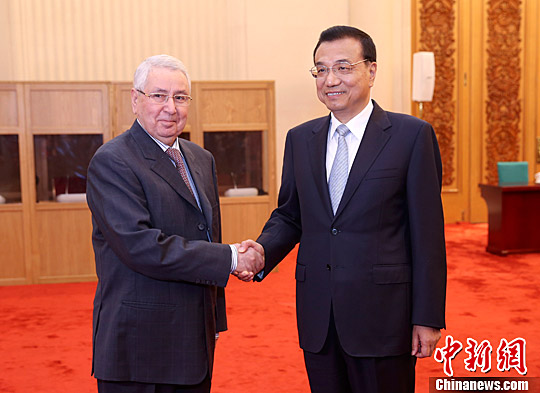 李克强晤阿尔及利亚民族院议长:打造中阿合作新增长点