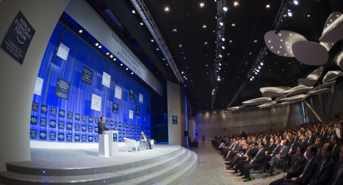 李克强:中国经济基本面没有改变(4)