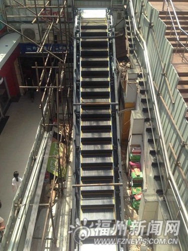 福州火车站南广场3部“休眠”电梯拆旧装新