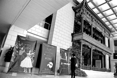 ����Ժ��Ӱ�����ڱ��������������������Ļ