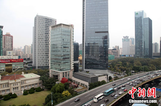 �Ϻ�բ����������������һ��������ǿǿ���ϡ����ƻ���