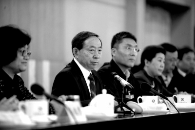 解决入园难委员建议全面提高公办幼儿园占比