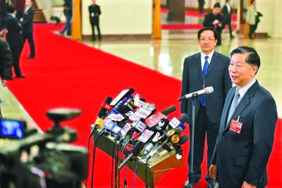 银监会主席:银行推销理财产品须录音录像