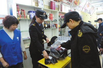 �����ھӡ���ͻ������ֱ�����6�ֹ���ʳƷ��ͼ��