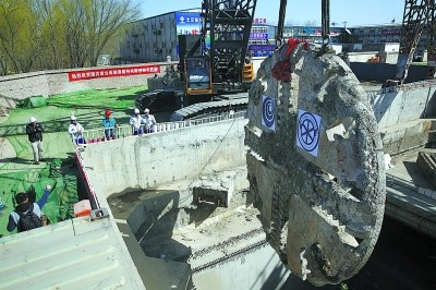 ����������Էվ16����4���߻���ͨ������50��