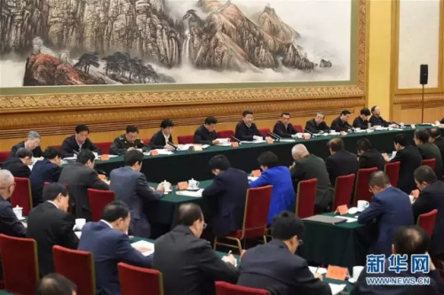 习近平:领导干部要学会通过网络走群众路线