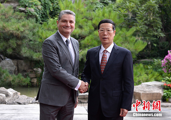 �Ÿ������ŷ�Ǿ���ίԱ��ִί����ϯ��������