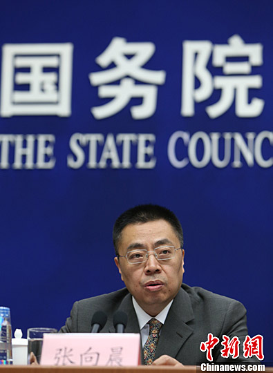 ���񲿣�������ǰ���߷��չ�Ͷ��ʵ�к�׼�ƹ�100���