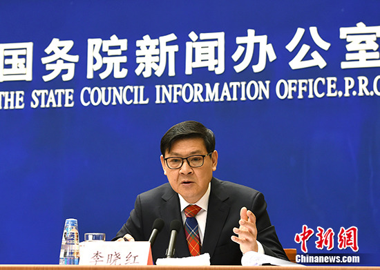 �й���������������Լ200����У�Ե���Ӧ����ת��