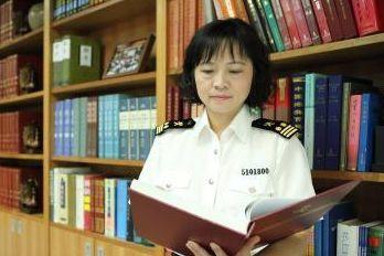 �й������״ε�ѡ���纣����֯Э���ƶ�ίԱ����ϯ