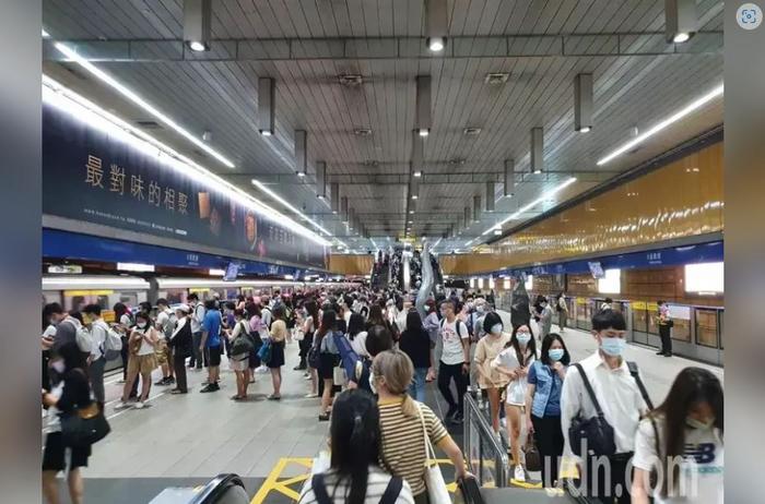 台湾花莲县发生5 9级地震台北上班族称感受到强烈摇晃 中新网