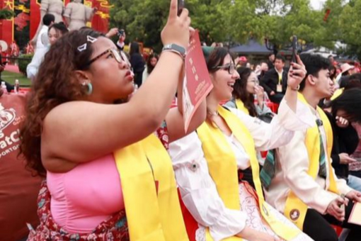 华侨大学海外留学生走进福建云霄感受开漳圣王文化