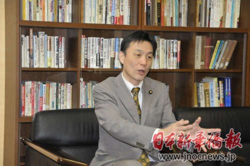 �ղ���Ա����չ���й�ϵ�������׵�������