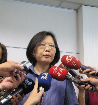 �ı��������������̫����������ϯս������