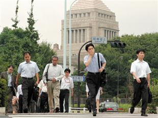 ��ý���ձ��Ĺ���Ա�����ǲ��ǽ��룿