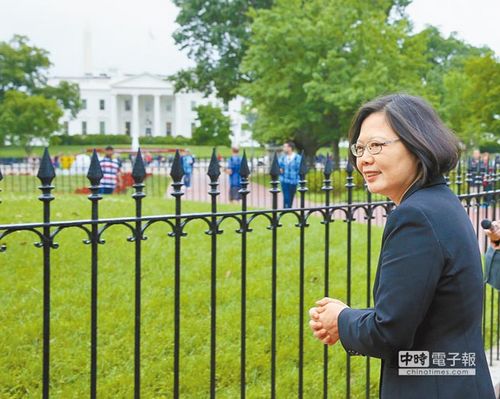 �󹫱�����Ӣ����������δ��˵�������ͻ���