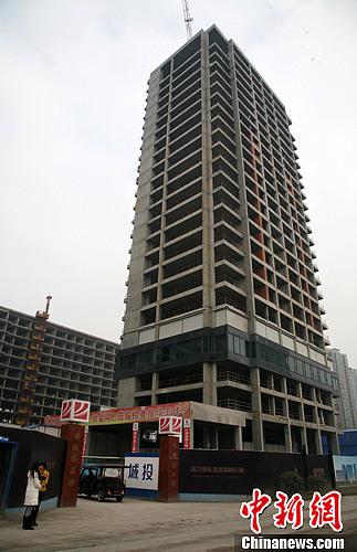 ����Ƶ�����������ǵ��Ǳ������ֹ���Ԫ������լ