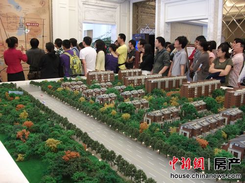 楼市局部降价引“崩盘论”再起专家称是市场分化