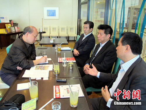 ���ջ��Ȼ��ˣ���Σ���е��ձ�ͬ��