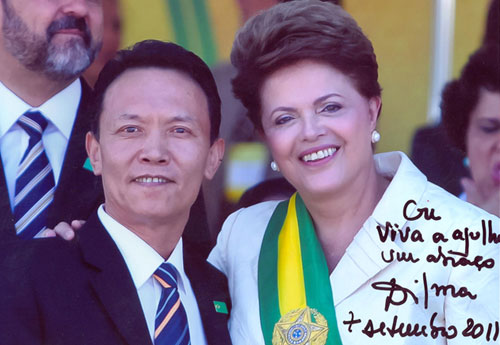 ����ͳ���뻪��ҽ���μӰ��������ı�����ͼ��