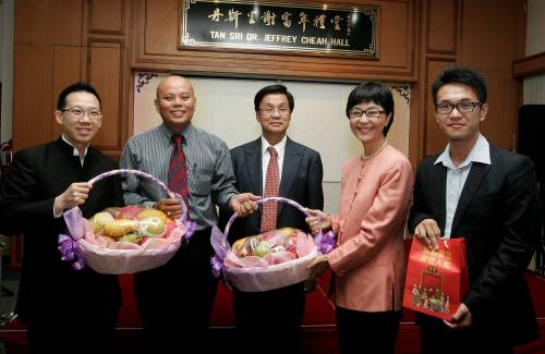 ����������ɱ��������������ٻ����עѰ�Բ�