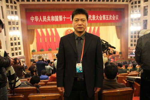 温家宝政府工作报告:为华人归国创业明确了目标