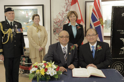 ���ô�ʫʡ������Ա���ζ�Ԫ�Ļ�ʡ������