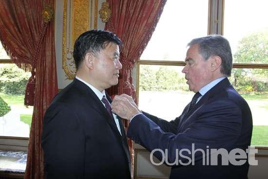 �й������������û񡰷����������ž���ѫ�¡�