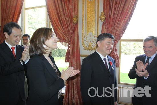 �й������������û񡰷����������ž���ѫ�¡���2��