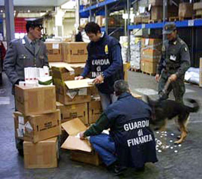 被贴“闯入者”标签海外中国商人生存状况堪忧(3)