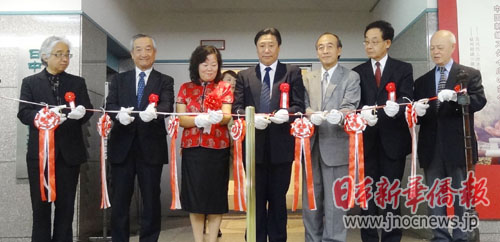 中国苏绣作品东京展出获在日华侨华人称赞(图)