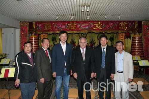 华人力量受重视法国立法选举前总理力挺吴振华