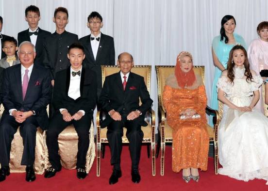 大马华裔羽毛球一哥李宗伟大婚遵循华人风俗