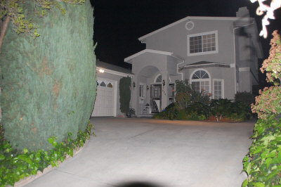 ��������һ���˼�ͥ���������������ز���ǹ��ͼ��