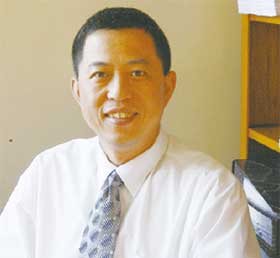 新西兰华裔律师甘镇宇:为华社伸张正义