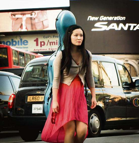 ����Ů�����ټ����У����Ŵ����١���������